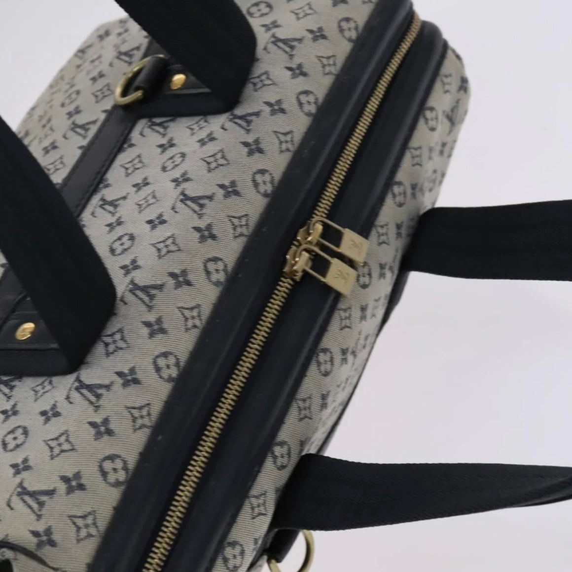 Louis Vuitton Monogram Mini handbag